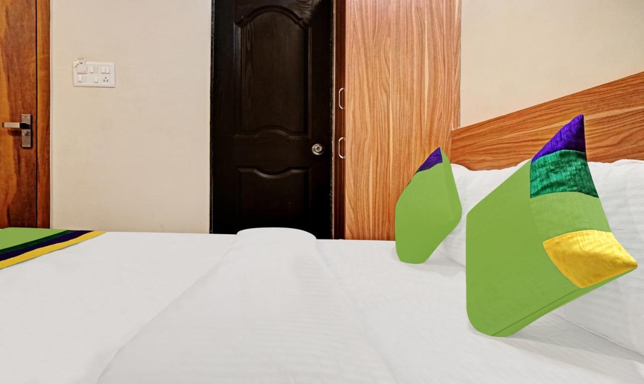 Treebo Trip Sai Krupa Hotel Pune Exterior photo