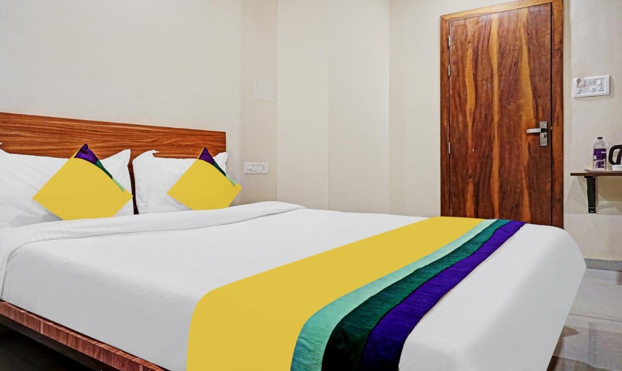 Treebo Trip Sai Krupa Hotel Pune Exterior photo